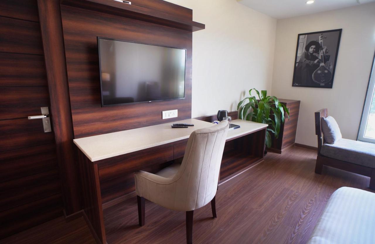 Sai Maa Hotel & Residency Puttaparthi Εξωτερικό φωτογραφία
