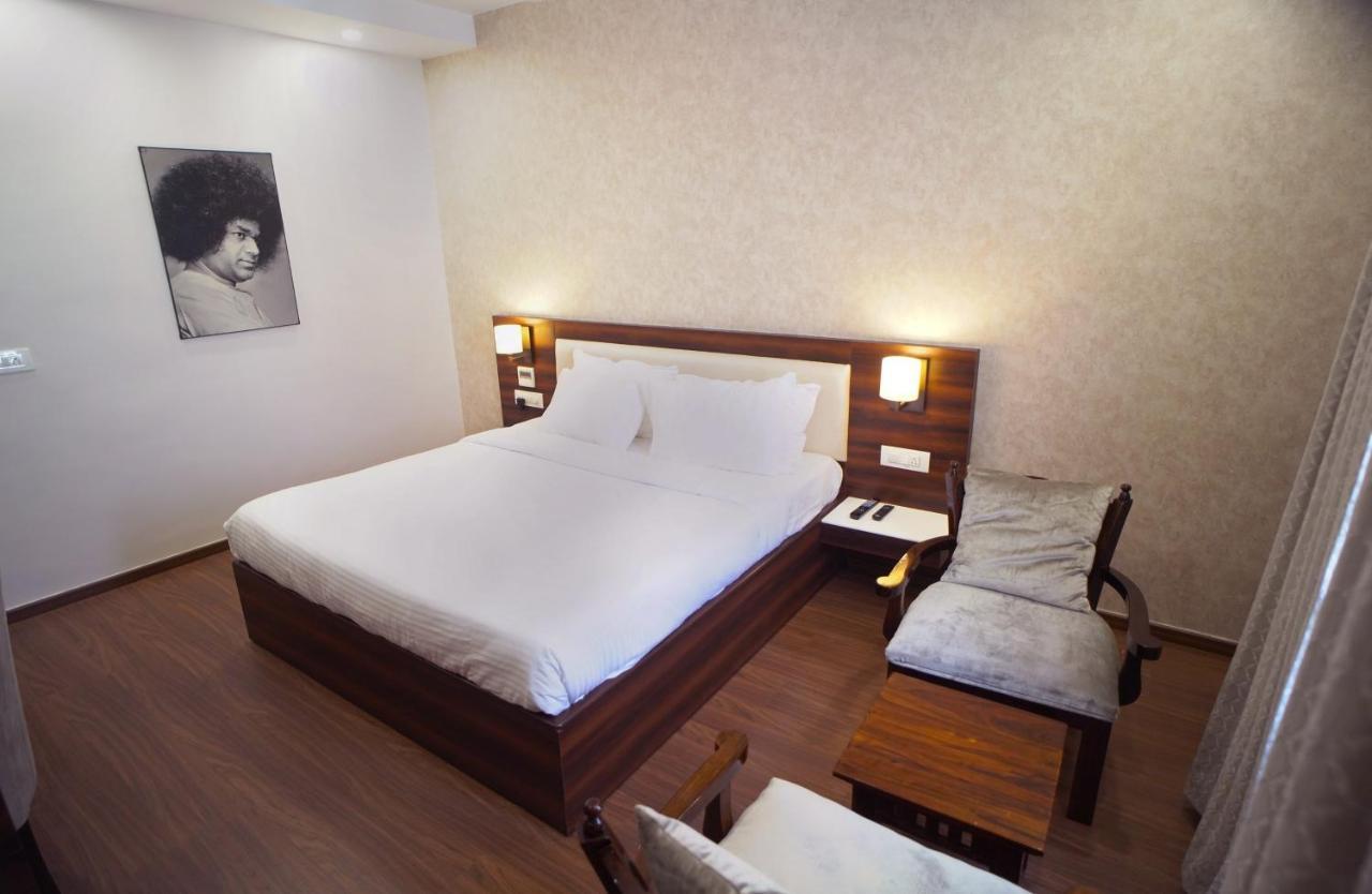 Sai Maa Hotel & Residency Puttaparthi Εξωτερικό φωτογραφία