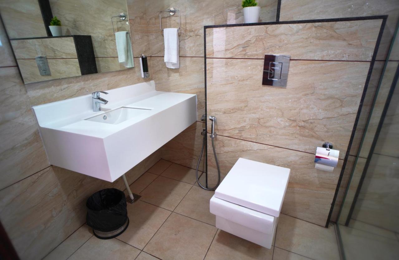 Sai Maa Hotel & Residency Puttaparthi Εξωτερικό φωτογραφία